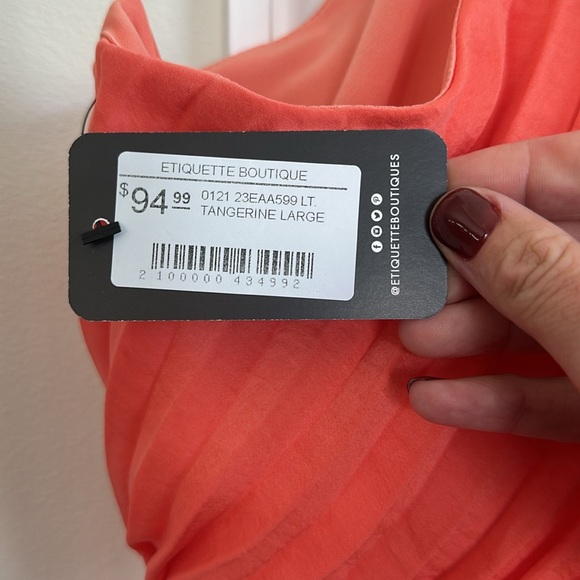 One shouldered dress size large with side cut out - Picture 4 of 4